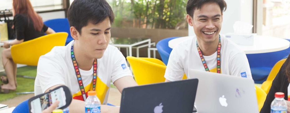 Youth Entrepreneurs Engaging in the Digital Economy