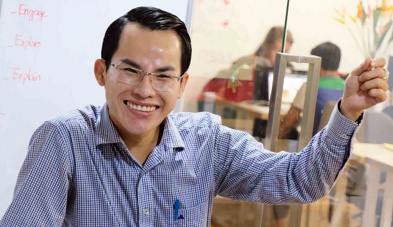 Tấm vé đến diễn đàn Alpbach của chàng trai lớn lên từ Làng trẻ em SOS